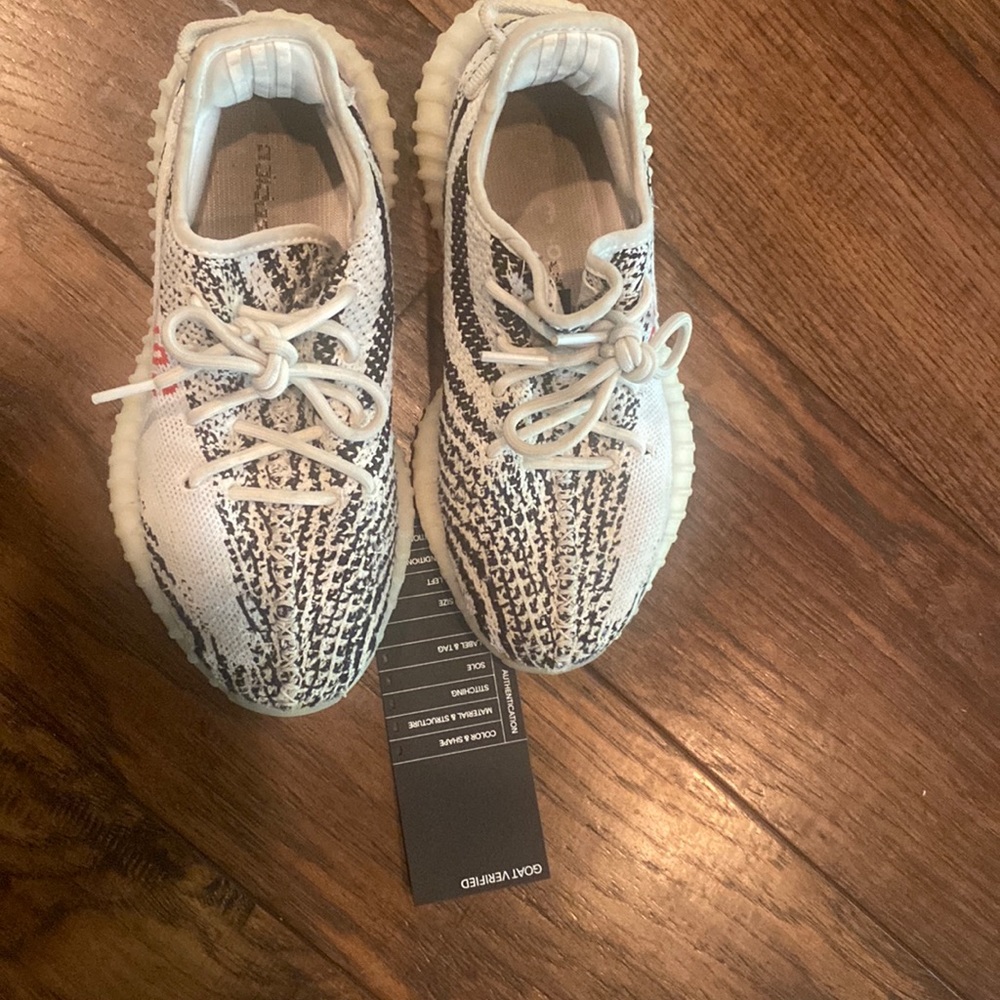 Zebra Yeezys - real, authentic from GOAT